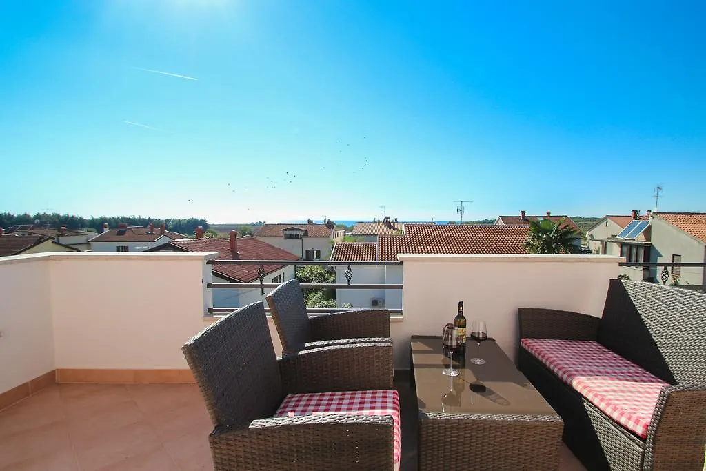 Apartments Miani Novigrad  Chorwacja