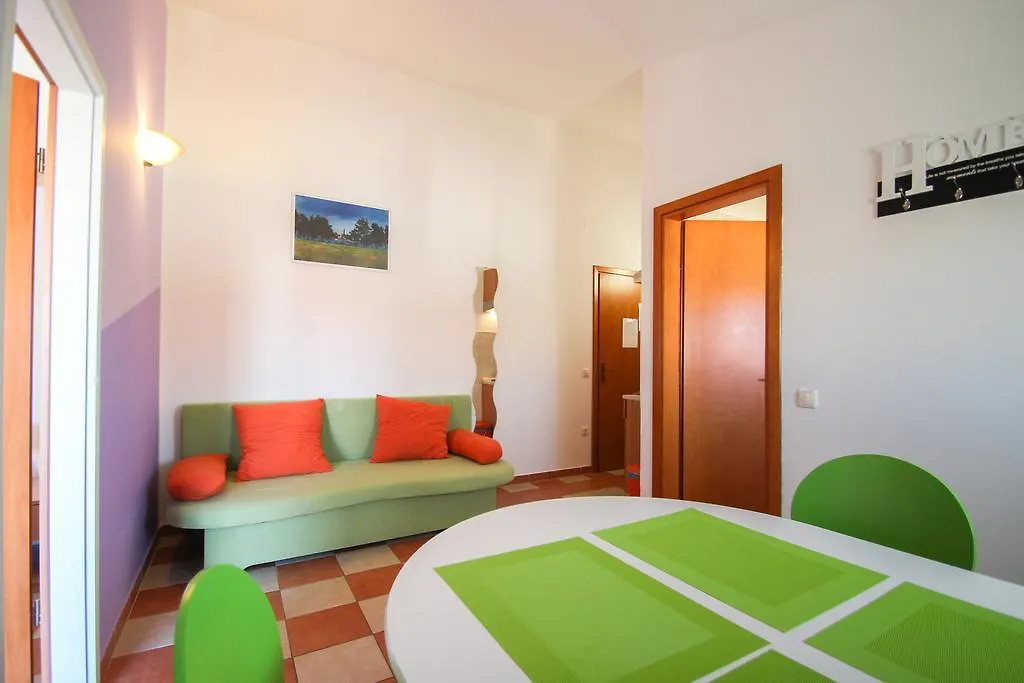 Apartments Miani Novigrad  Chorwacja
